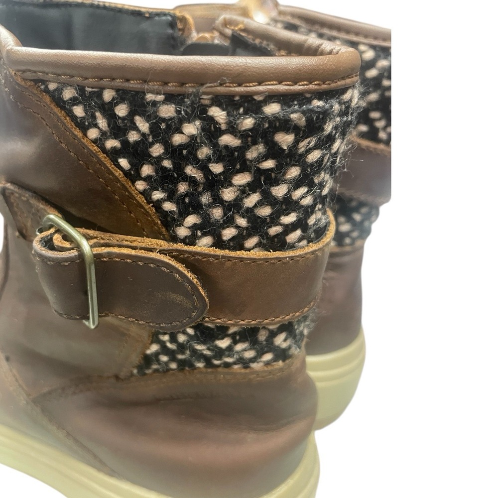 Merrell Holy 2, Buckled, Waterproof Leather Boots Women's- 7.5 - Picture 5 of 8
